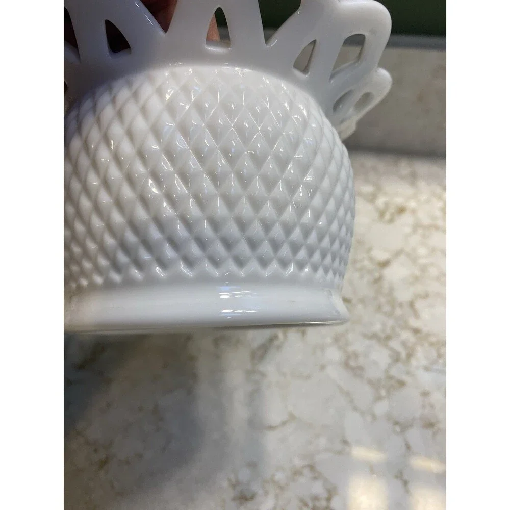White Milk Glass Diamond Pattern Lace Edge Round Bowl Pressed Glass 5\
